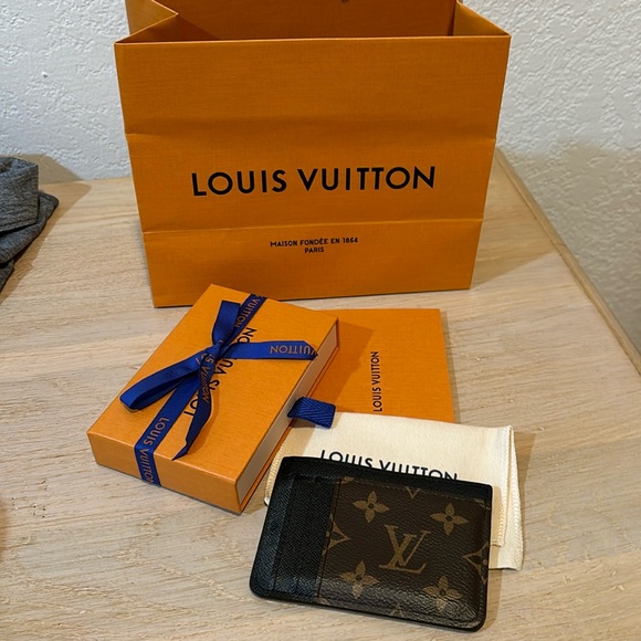 Louis Vuitton side up card holder LVmonogram black Other side large LV tan/taupe - Picture 1 of 10